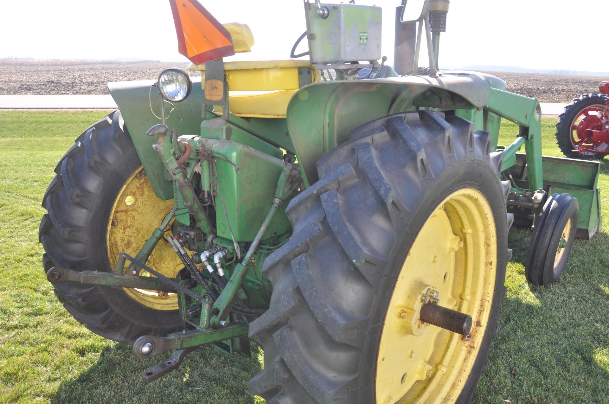 John Deere 3010 2wd tractor