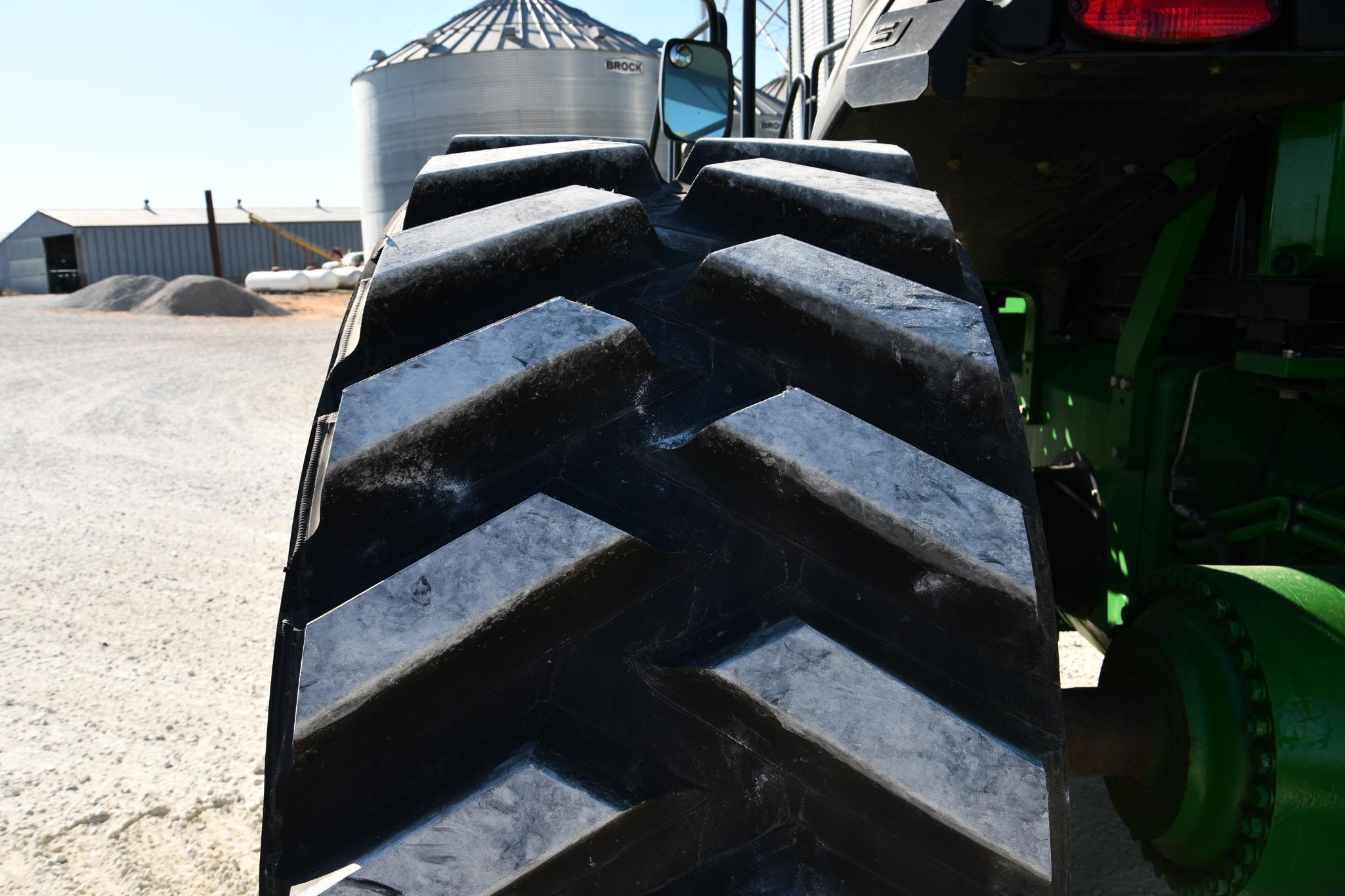 2010 John Deere 8345RT track tractor