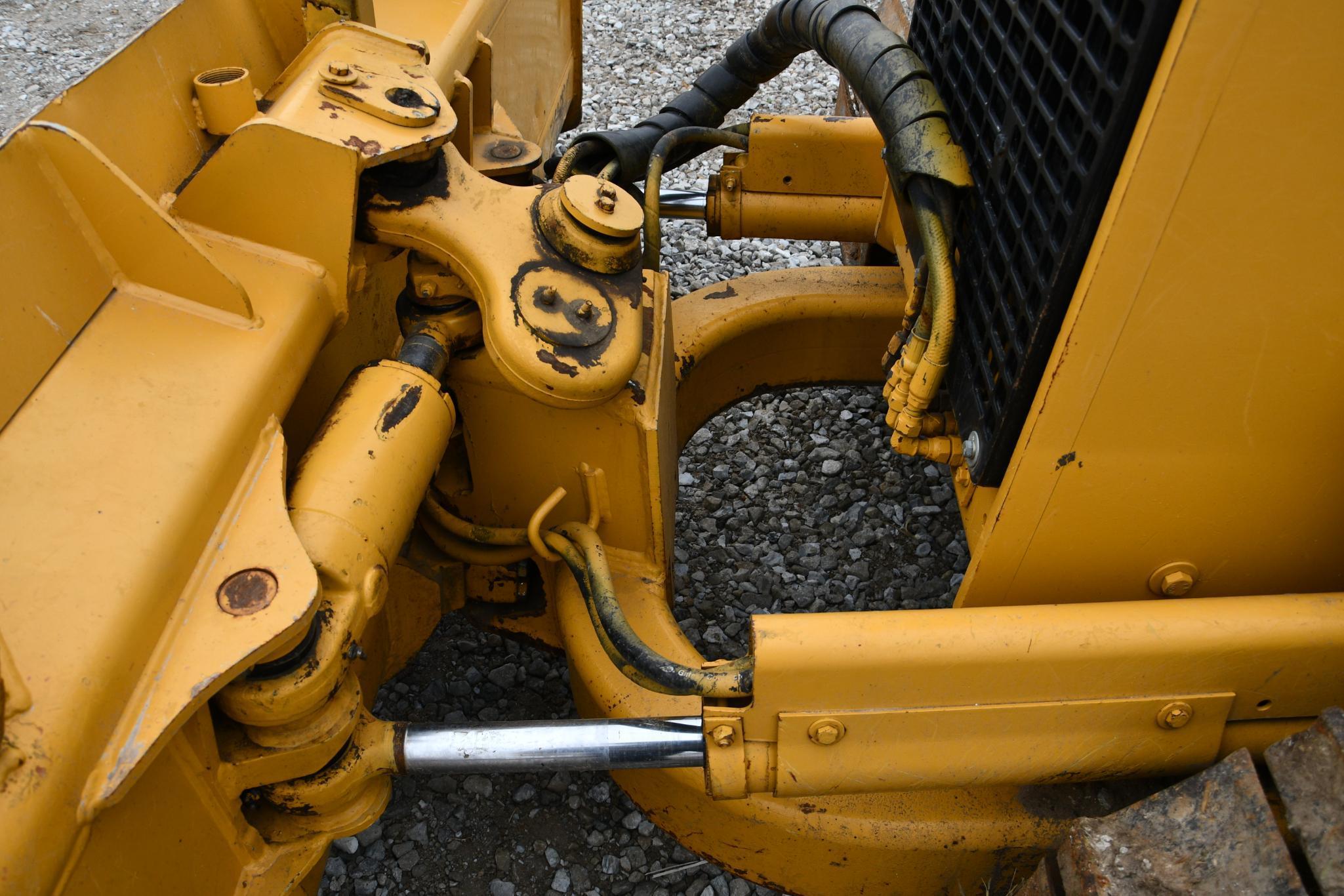 1999 John Deere 650G LGP Series IV dozer