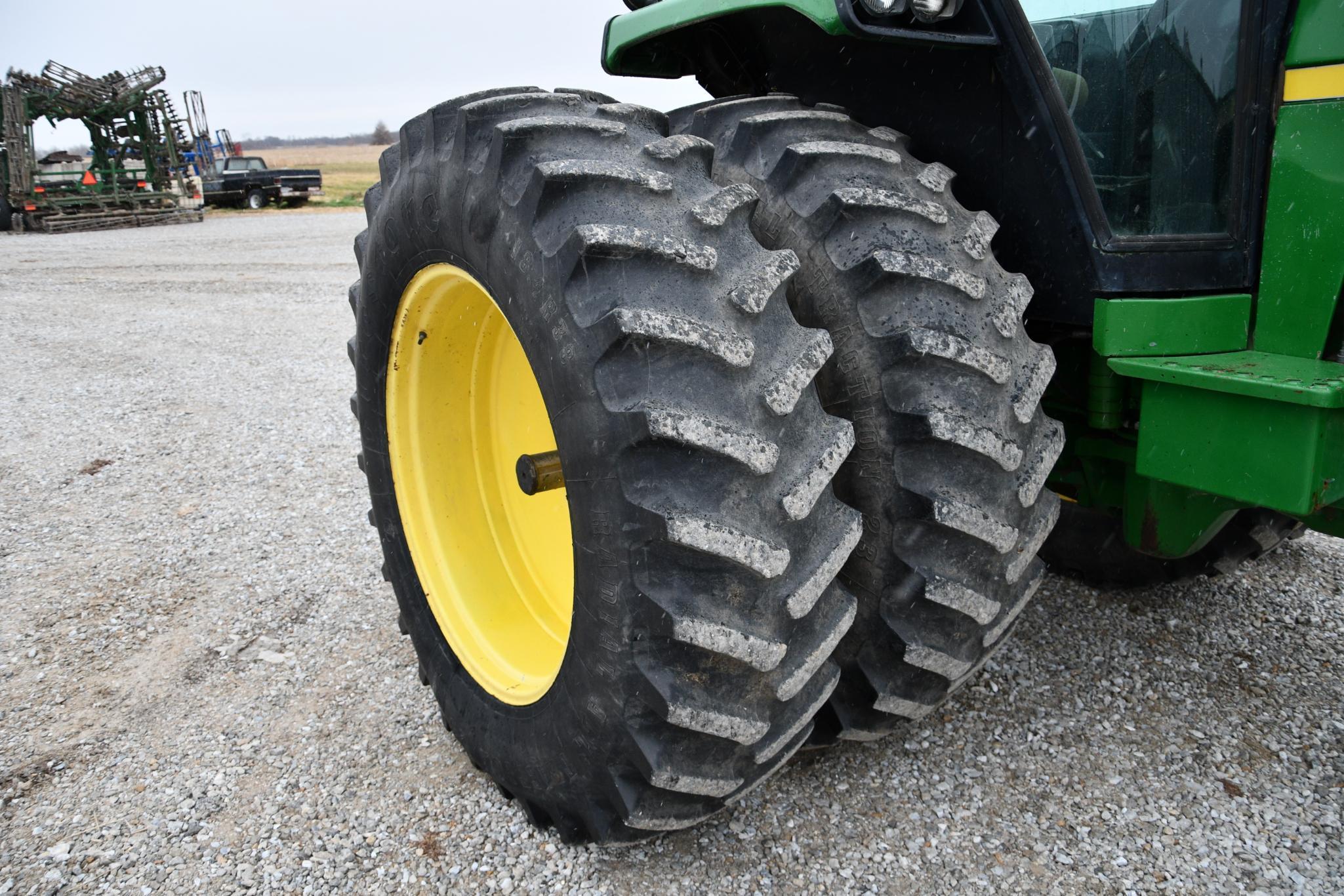 1980 John Deere 4440 2wd tractor