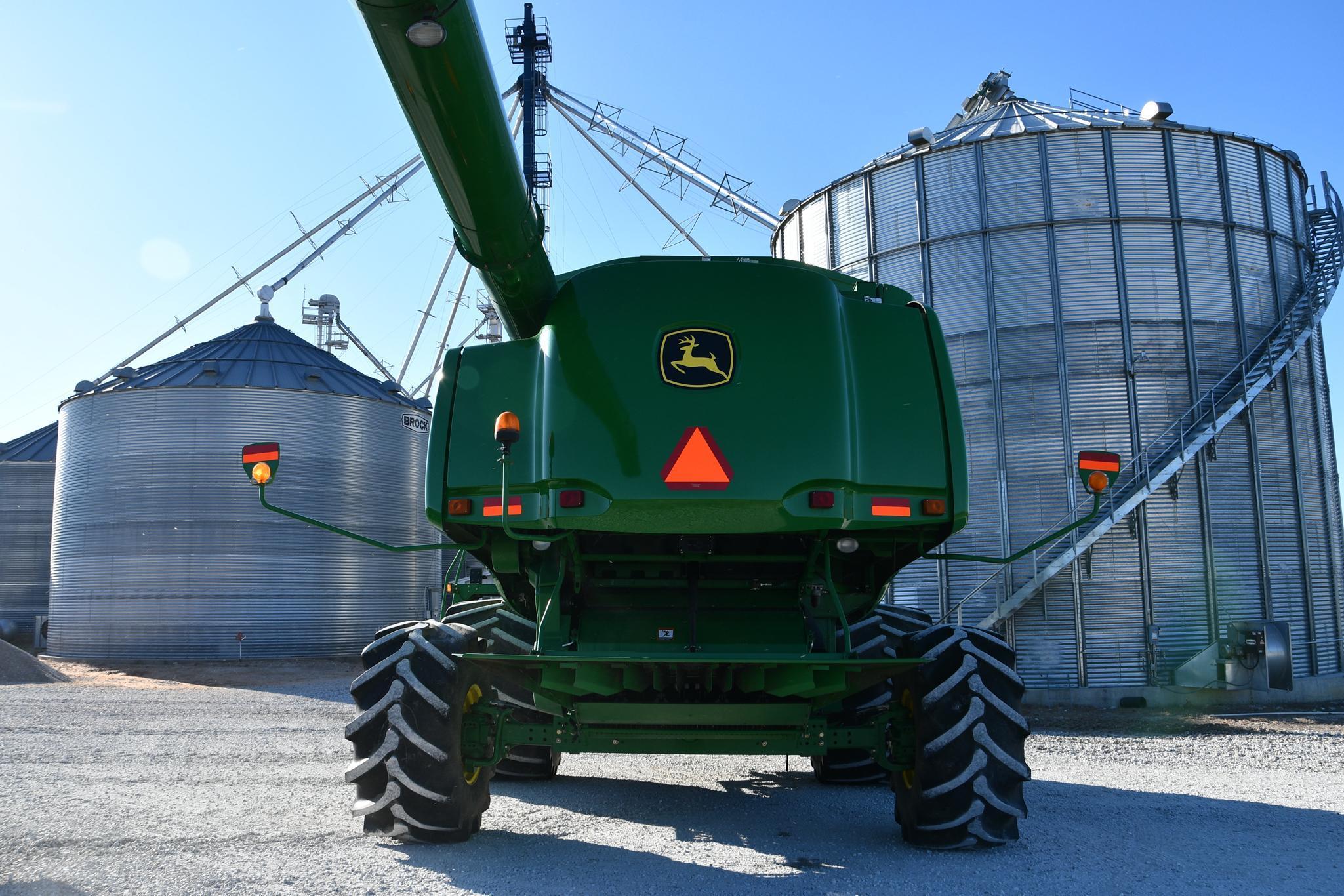 2010 John Deere 9770 STS STS 4wd combine