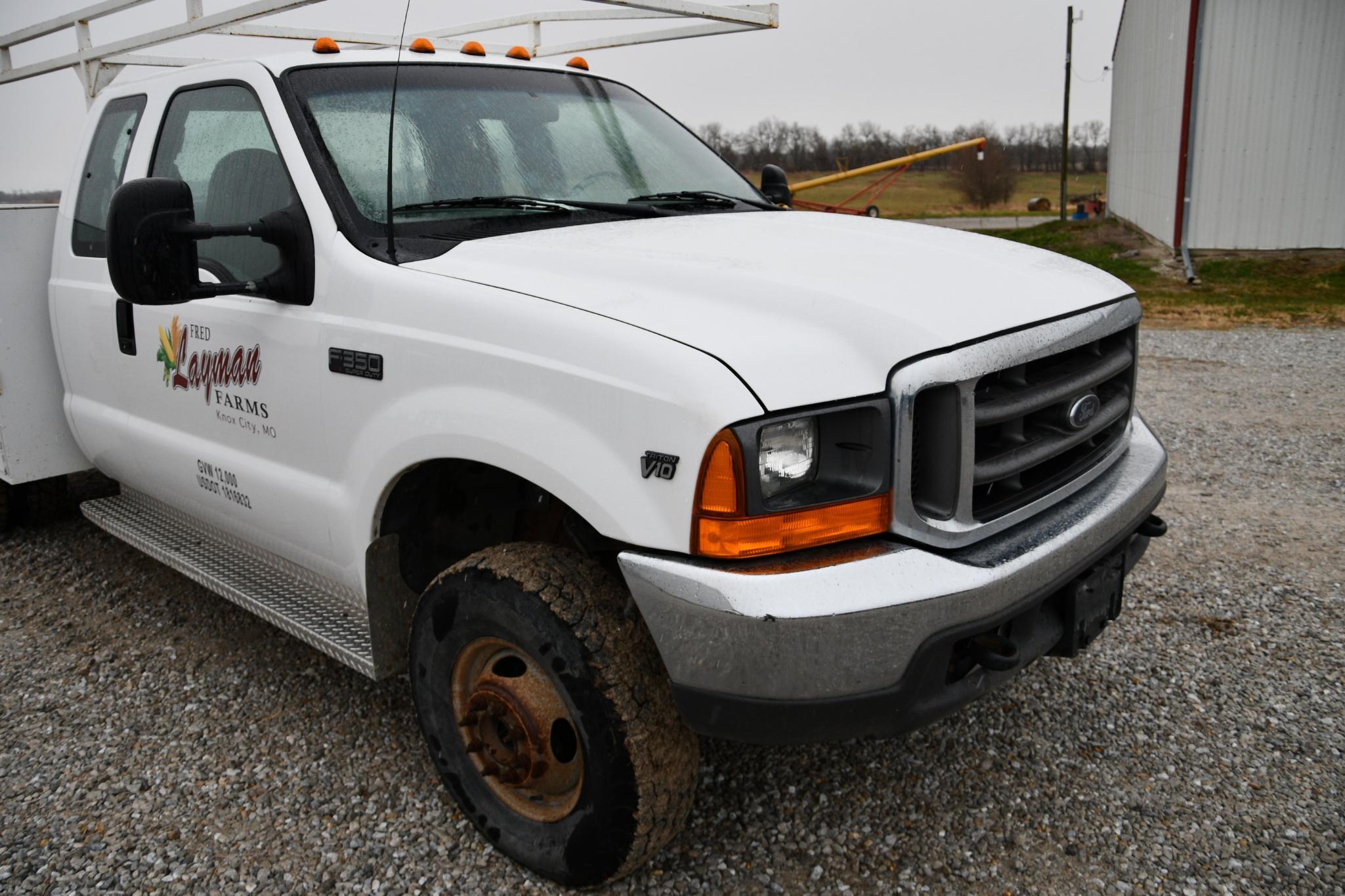 1999 Ford F-350 4wd service truck