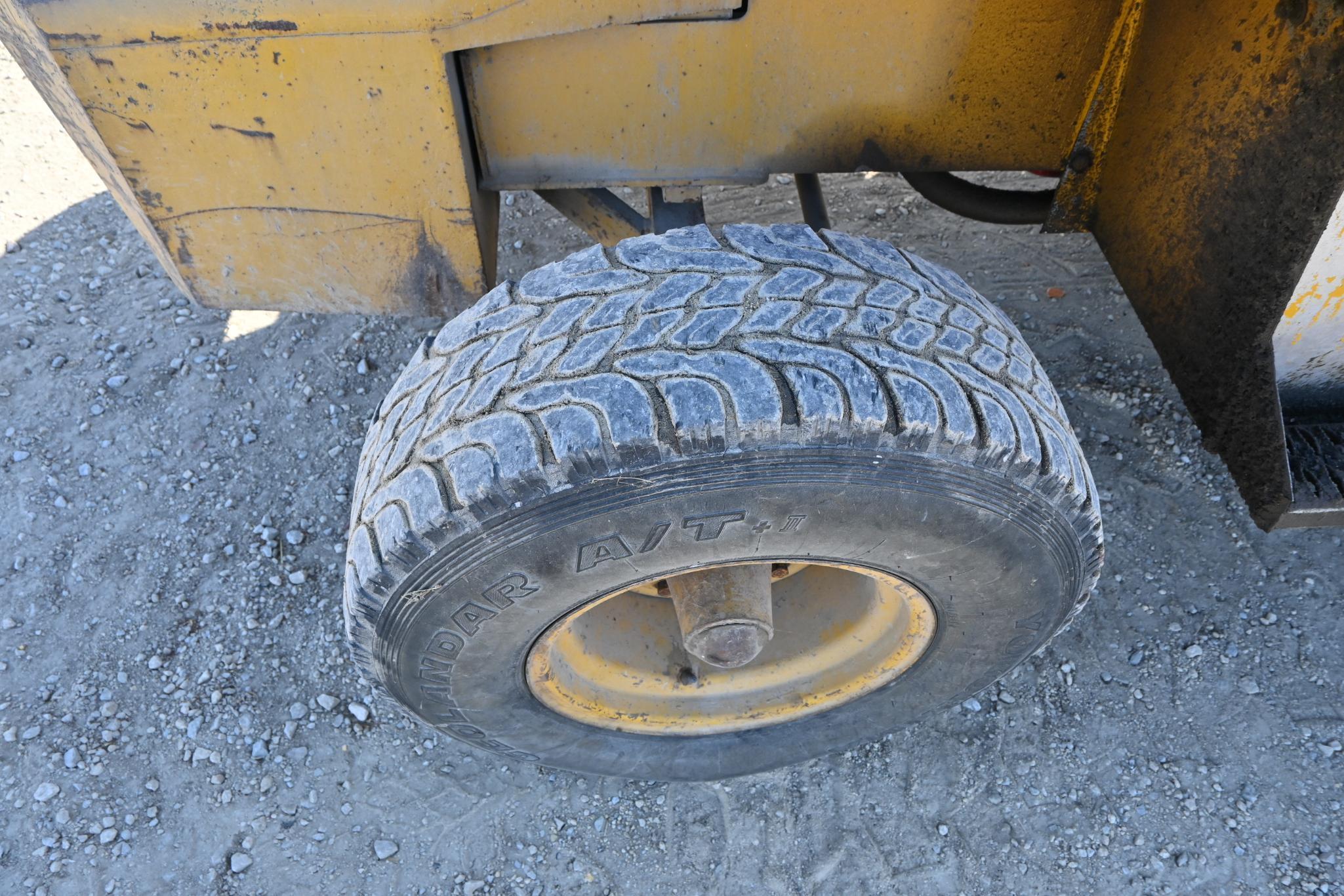 Allis Chalmers 706 Series B 2wd fork lift