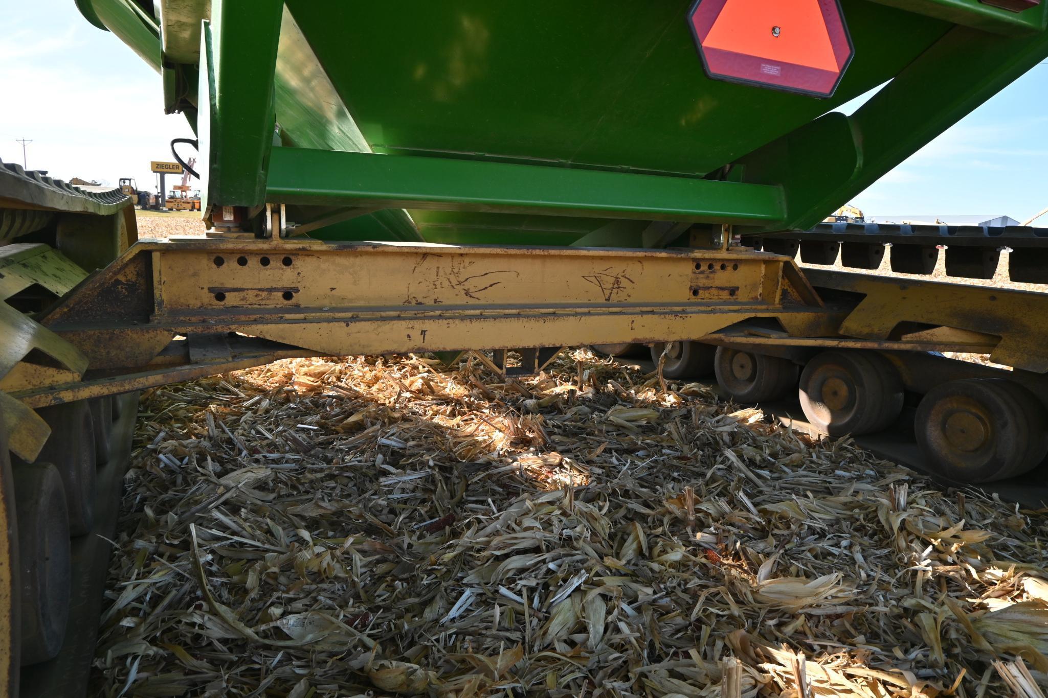 2008 Brent 1080 grain cart