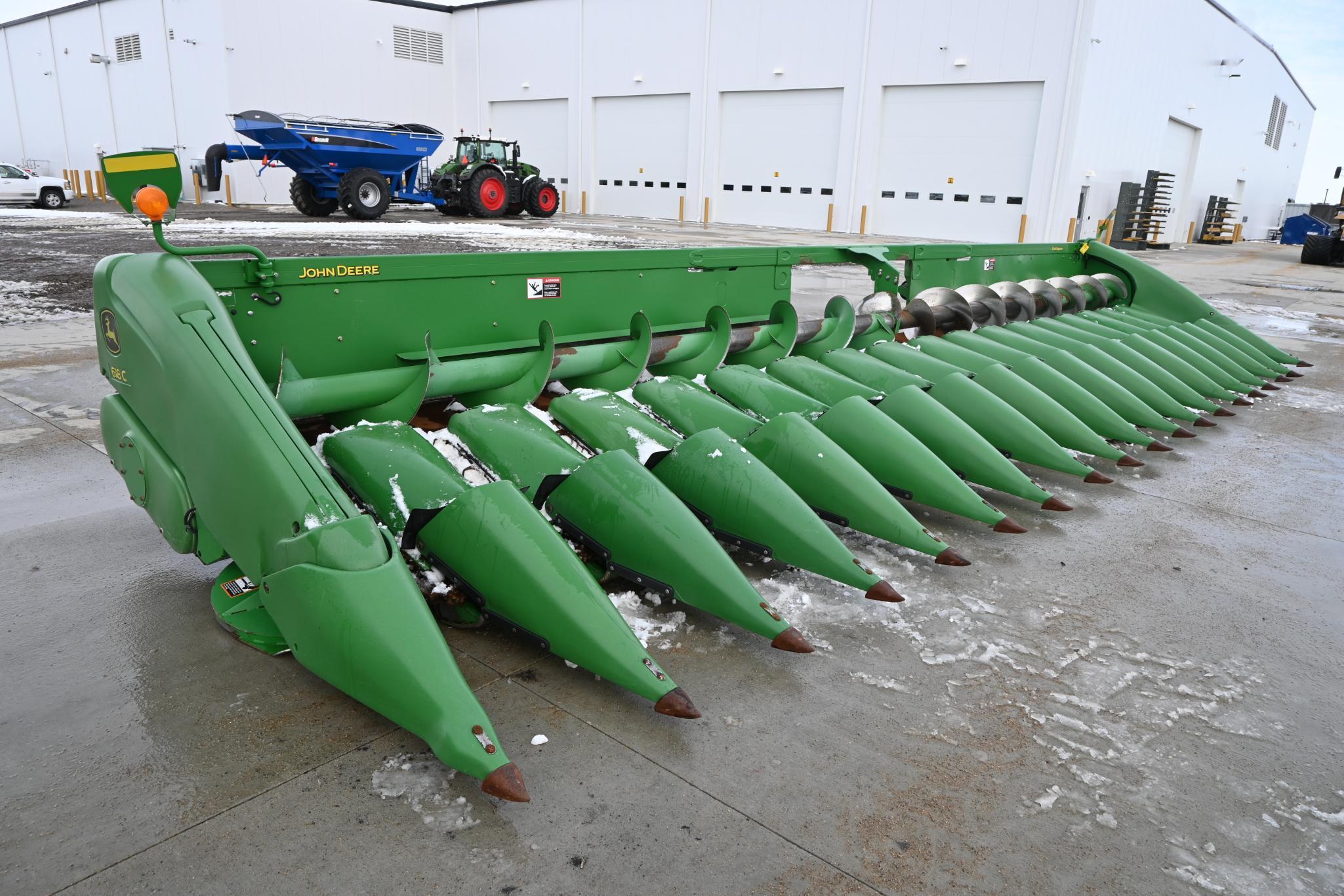 2012 John Deere 618C 18 row 22" StalkMaster chopping corn head