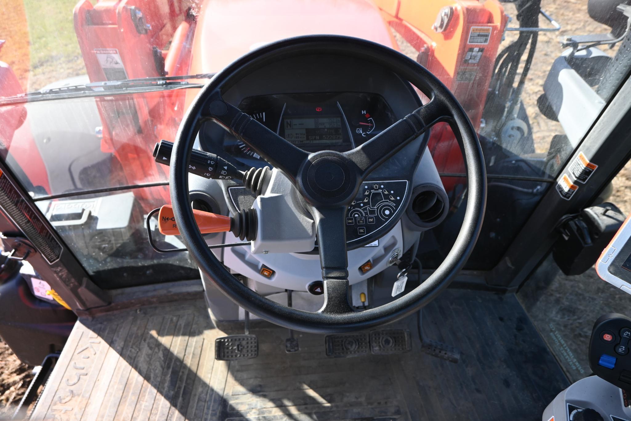 2016 Kubota M7-171 Premium MFWD tractor