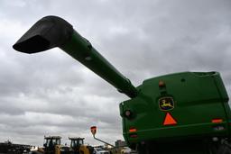 2012 John Deere S680 2wd combine