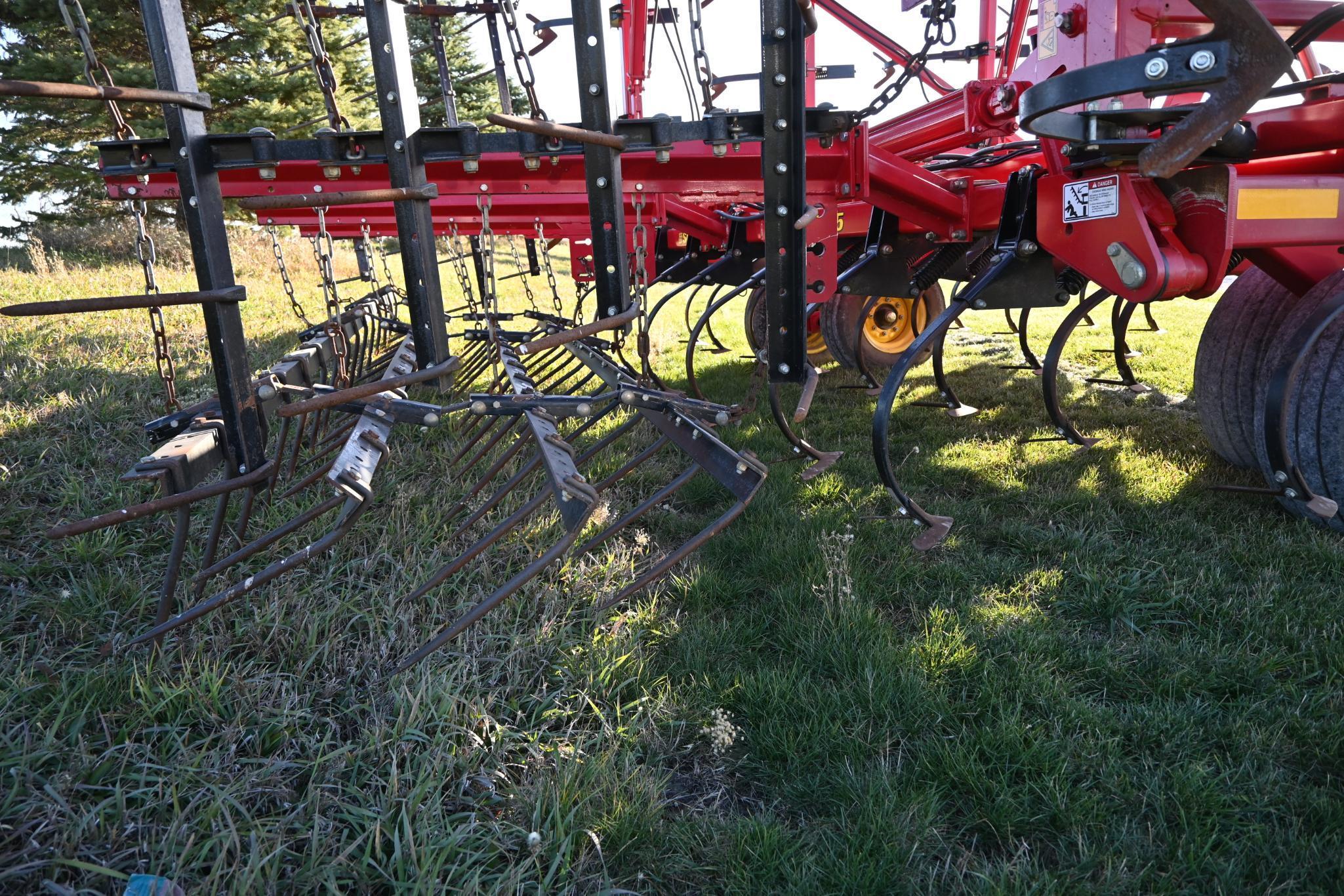 2010 Sunflower 5135-40 40' field cultivator