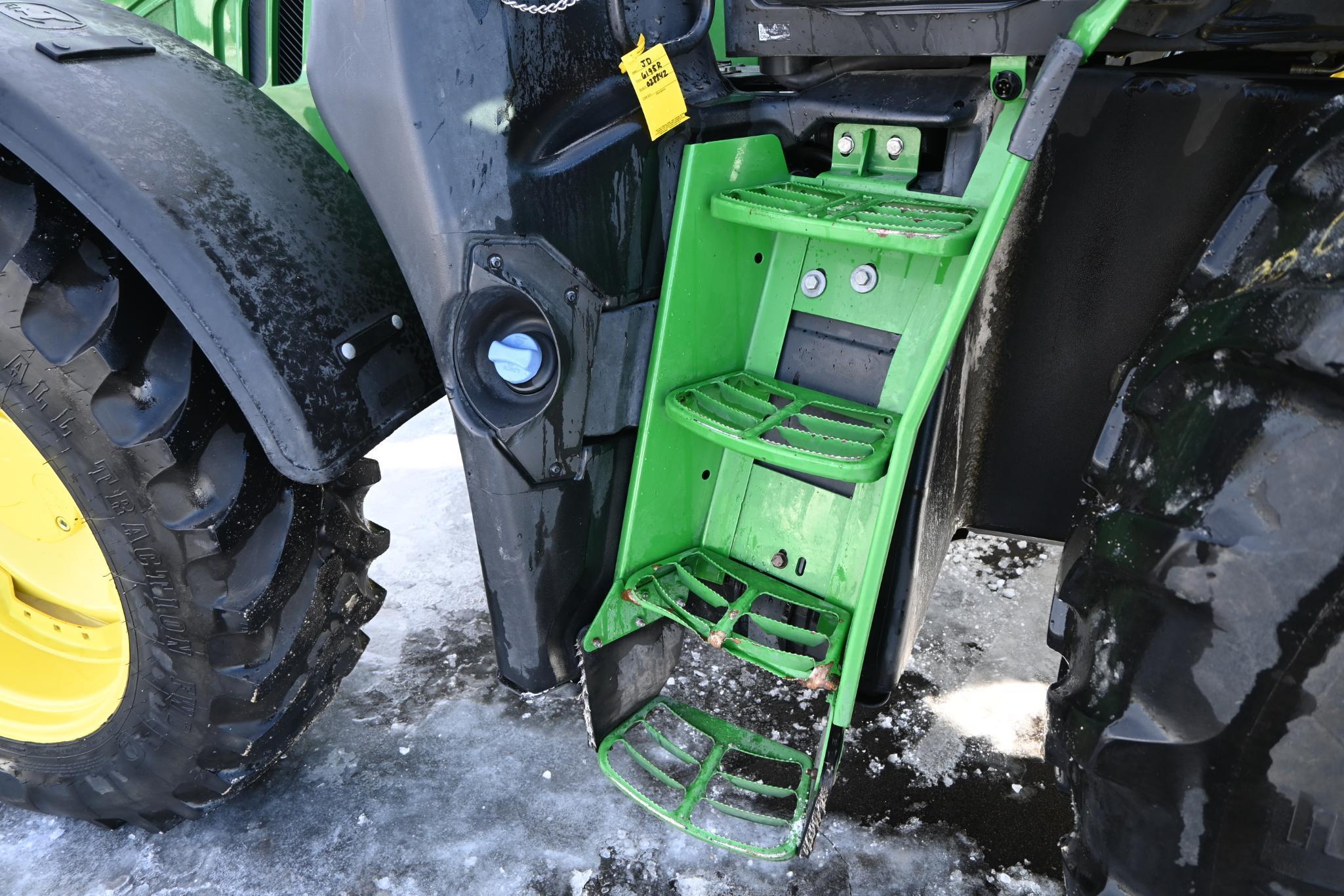 2017 John Deere 6195R MFWD tractor