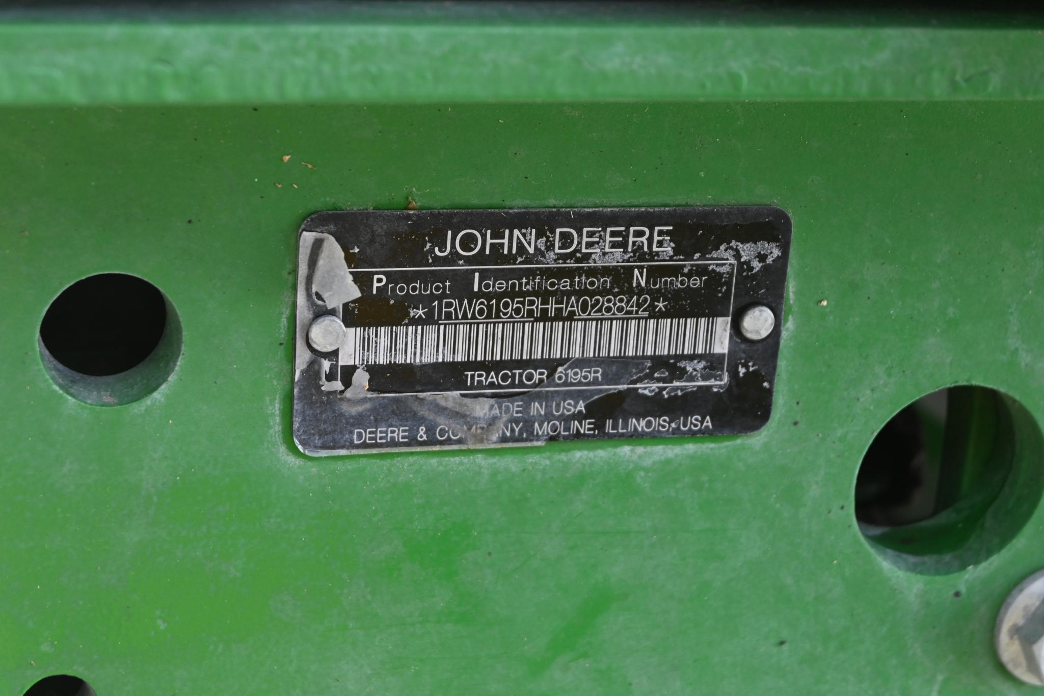 2017 John Deere 6195R MFWD tractor