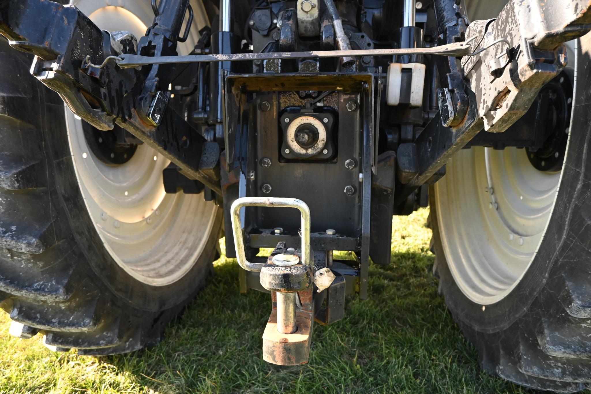 2013 New Holland T7.235 MFWD tractor