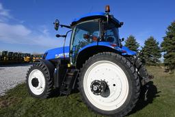 2013 New Holland T7.235 MFWD tractor