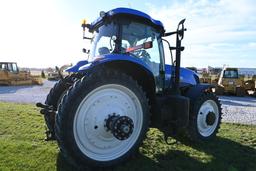 2013 New Holland T7.235 MFWD tractor