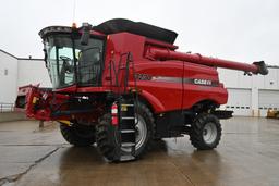 2013 Case IH 7230 2wd combine