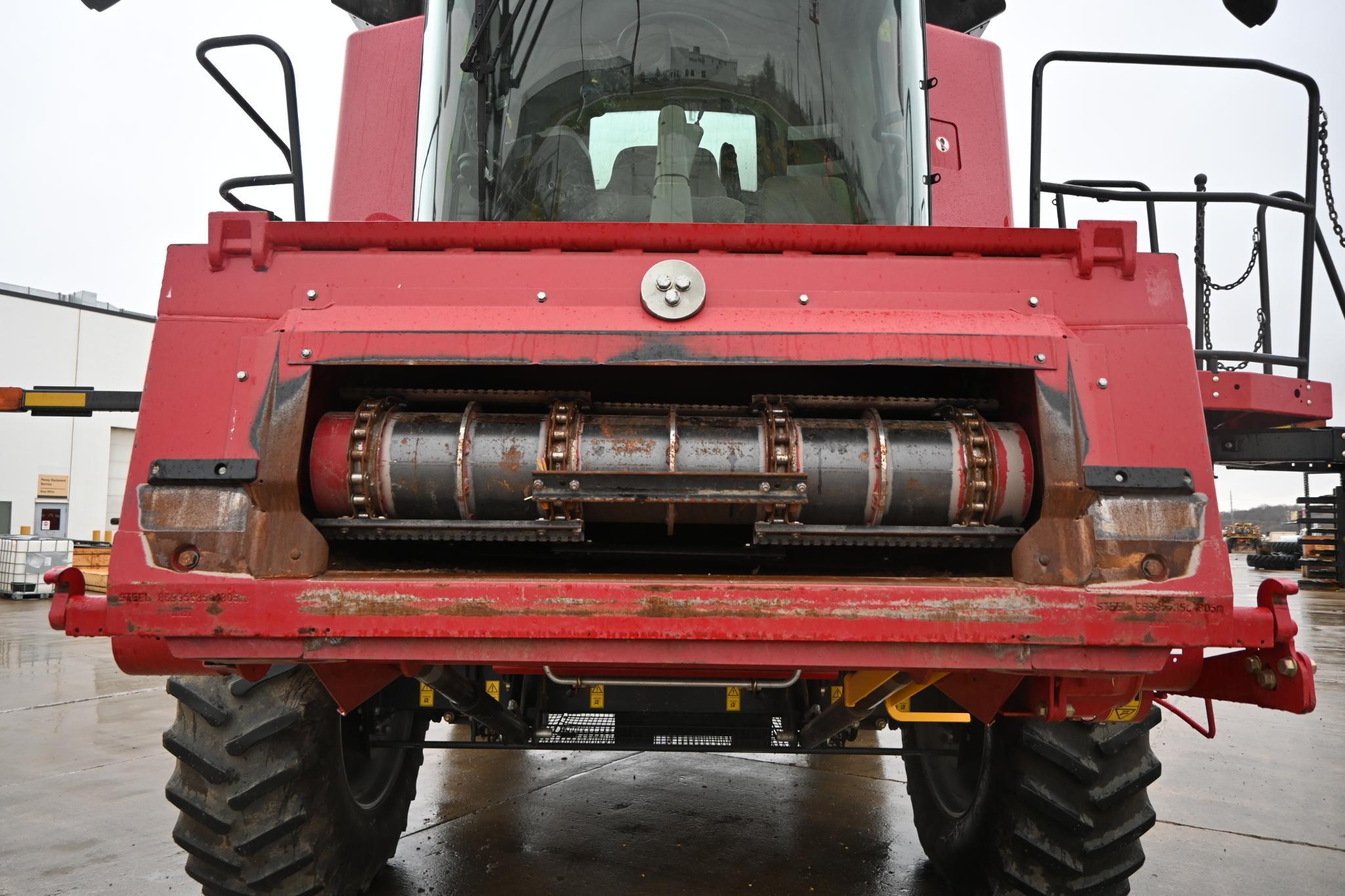 2013 Case IH 7230 2wd combine