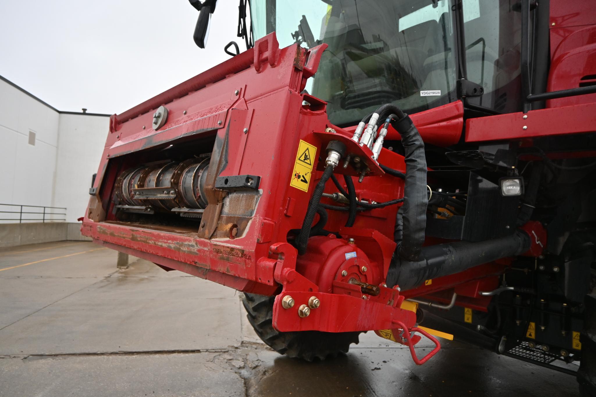 2013 Case IH 7230 2wd combine