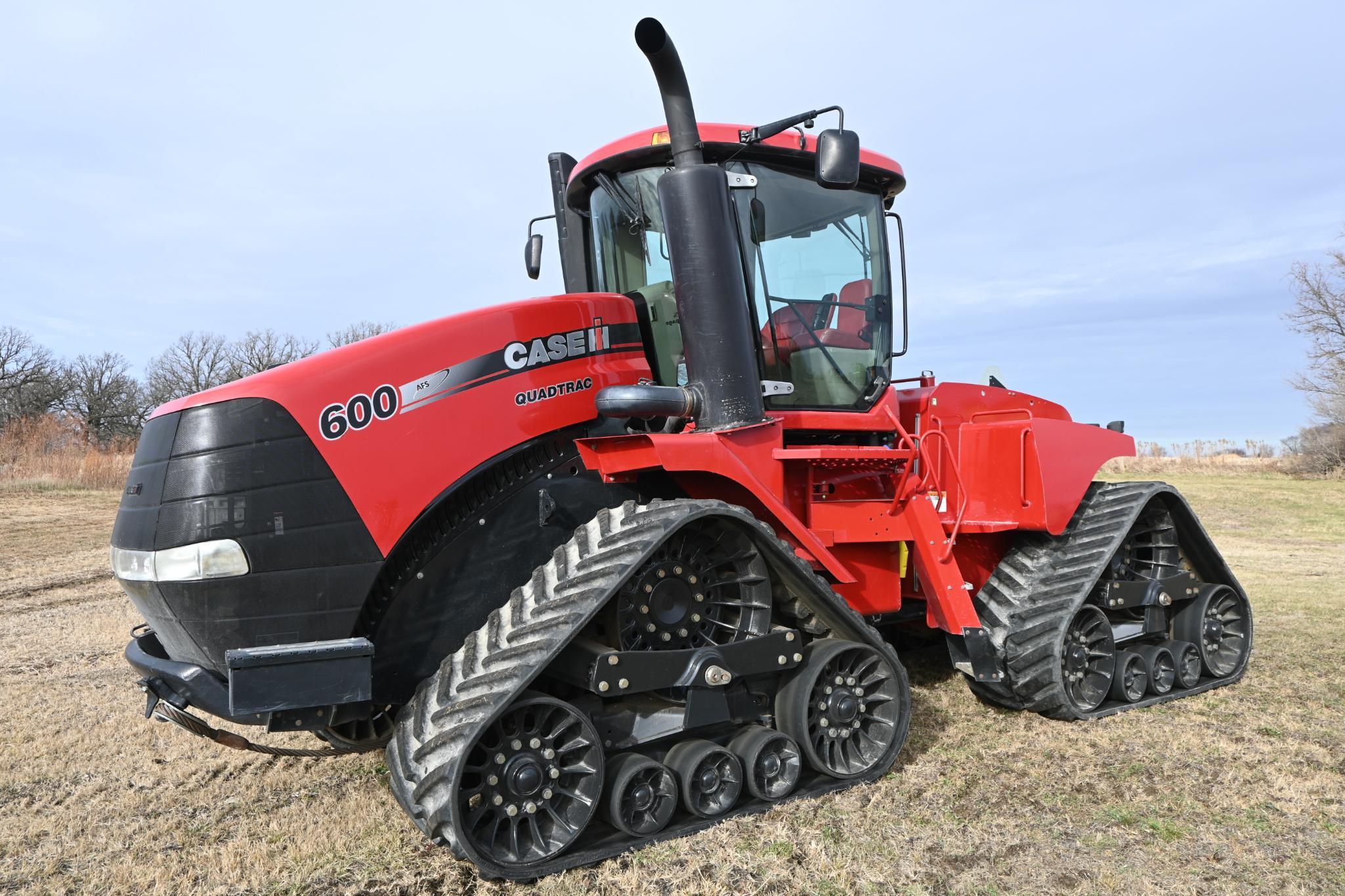 2012 Case IH 600 Steiger track tractor