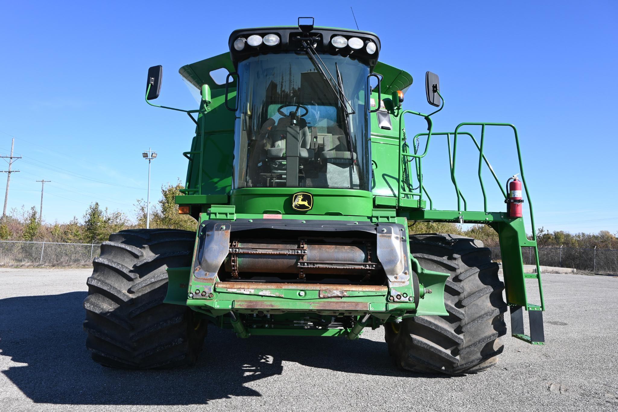 2011 John Deere 9870 STS 4wd combine