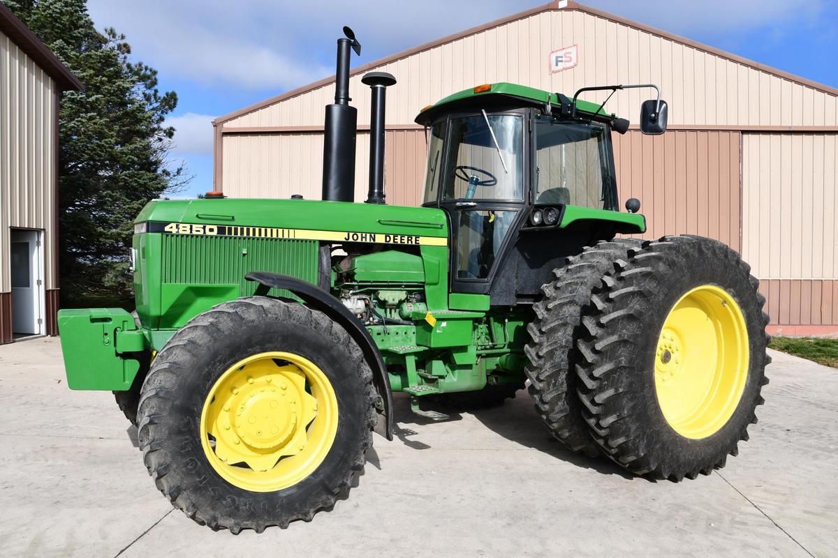 1986 John Deere 4850 MFWD tractor