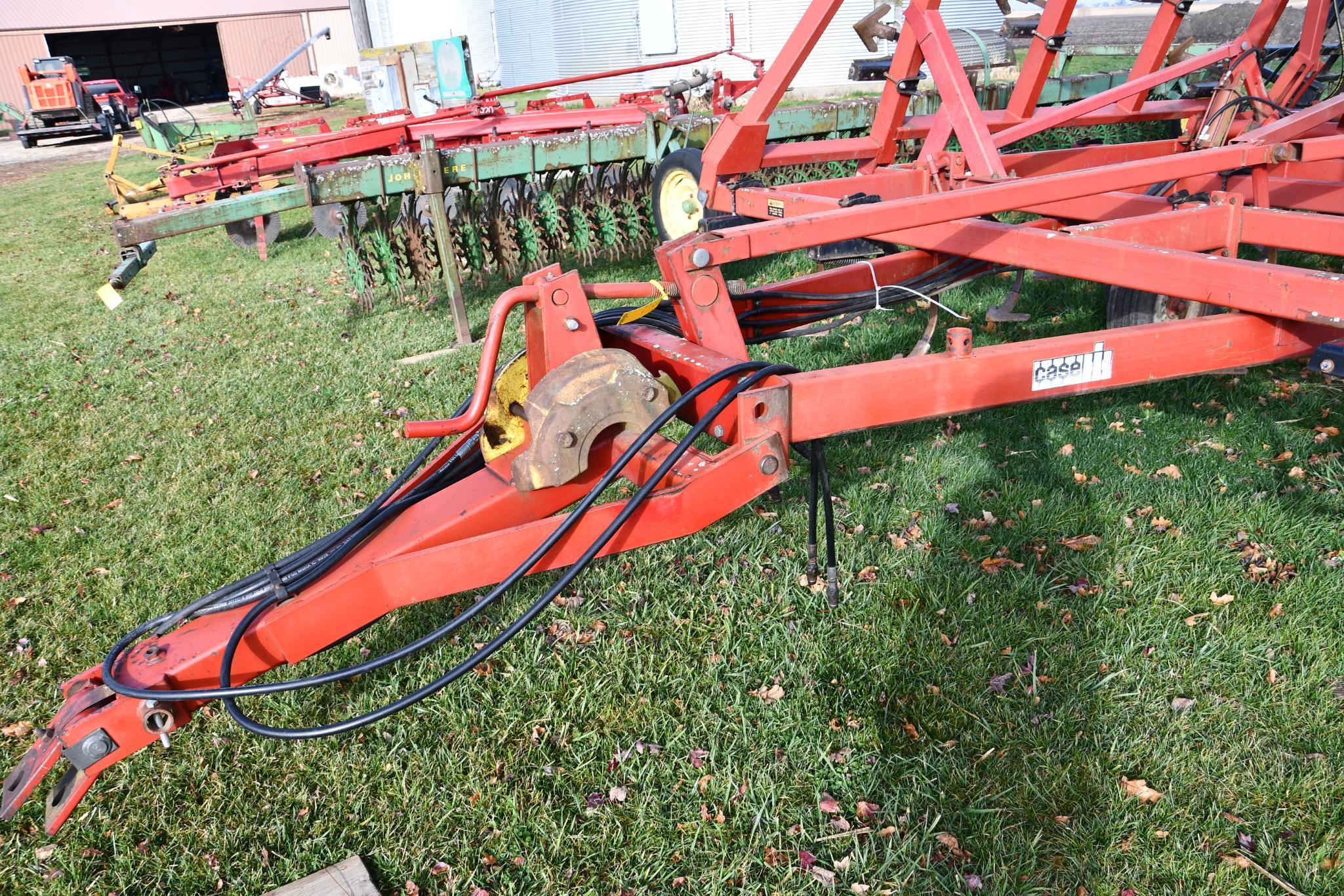 Case-IH 4800 29' field cultivator