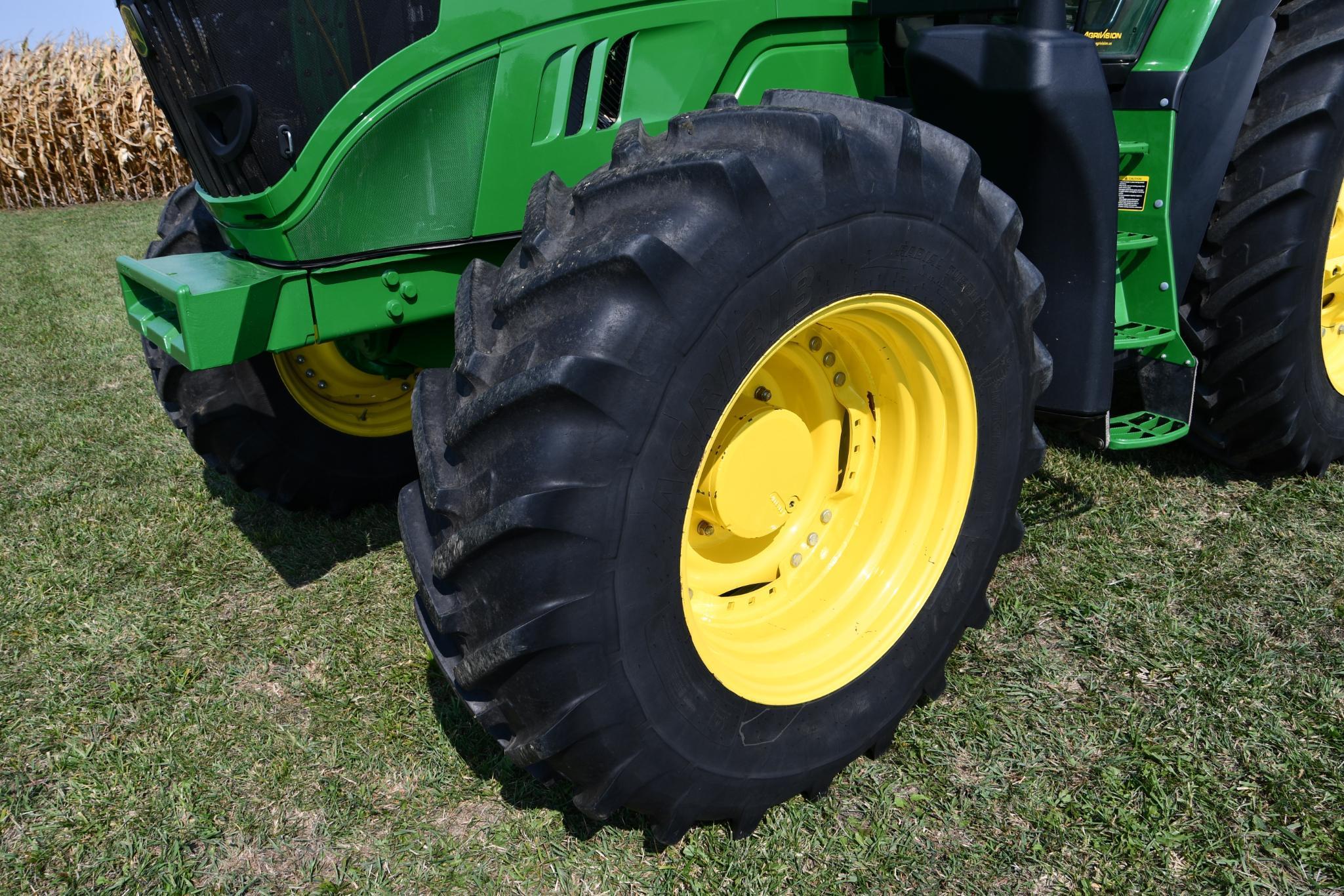 2014 John Deere 6170R MFWD tractor