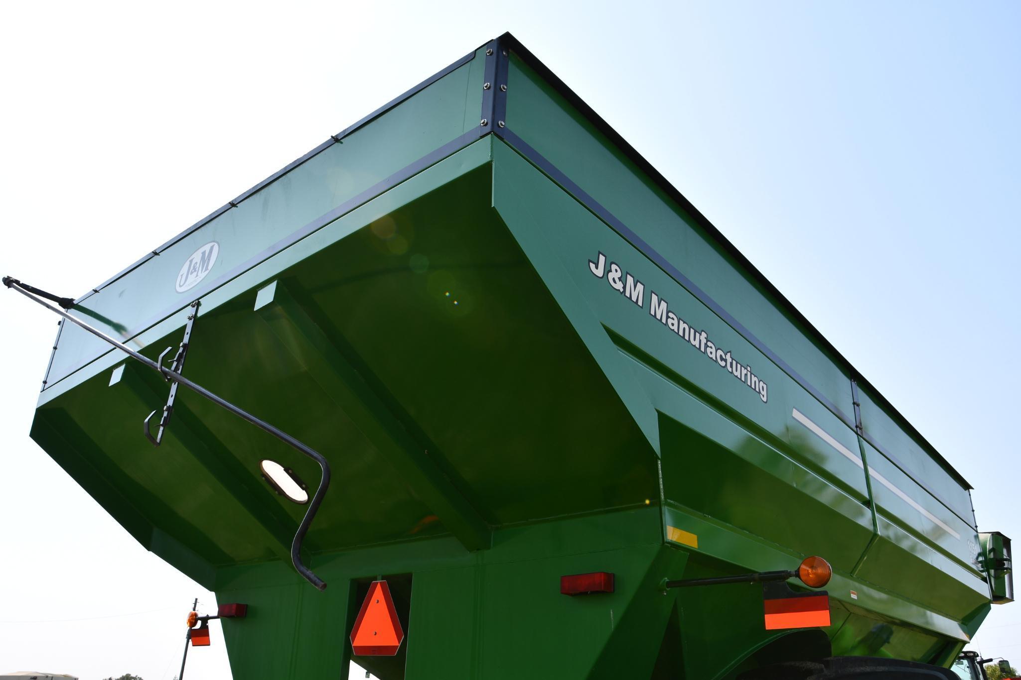 J&M 1151-22S grain cart