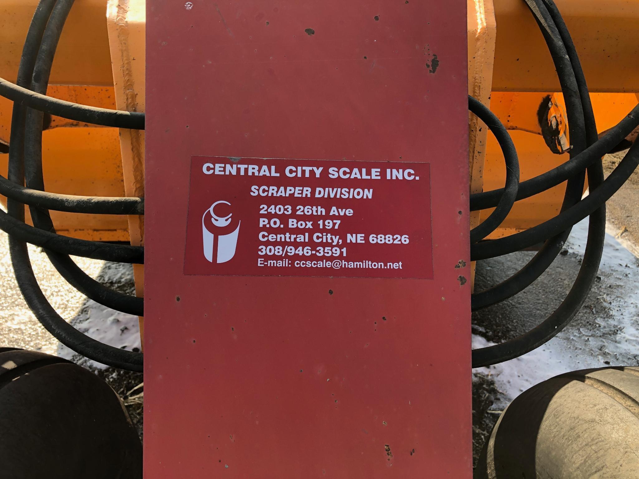 Central City Scale Tec. Big Dog S-8 8-yard pull-type dirt scraper