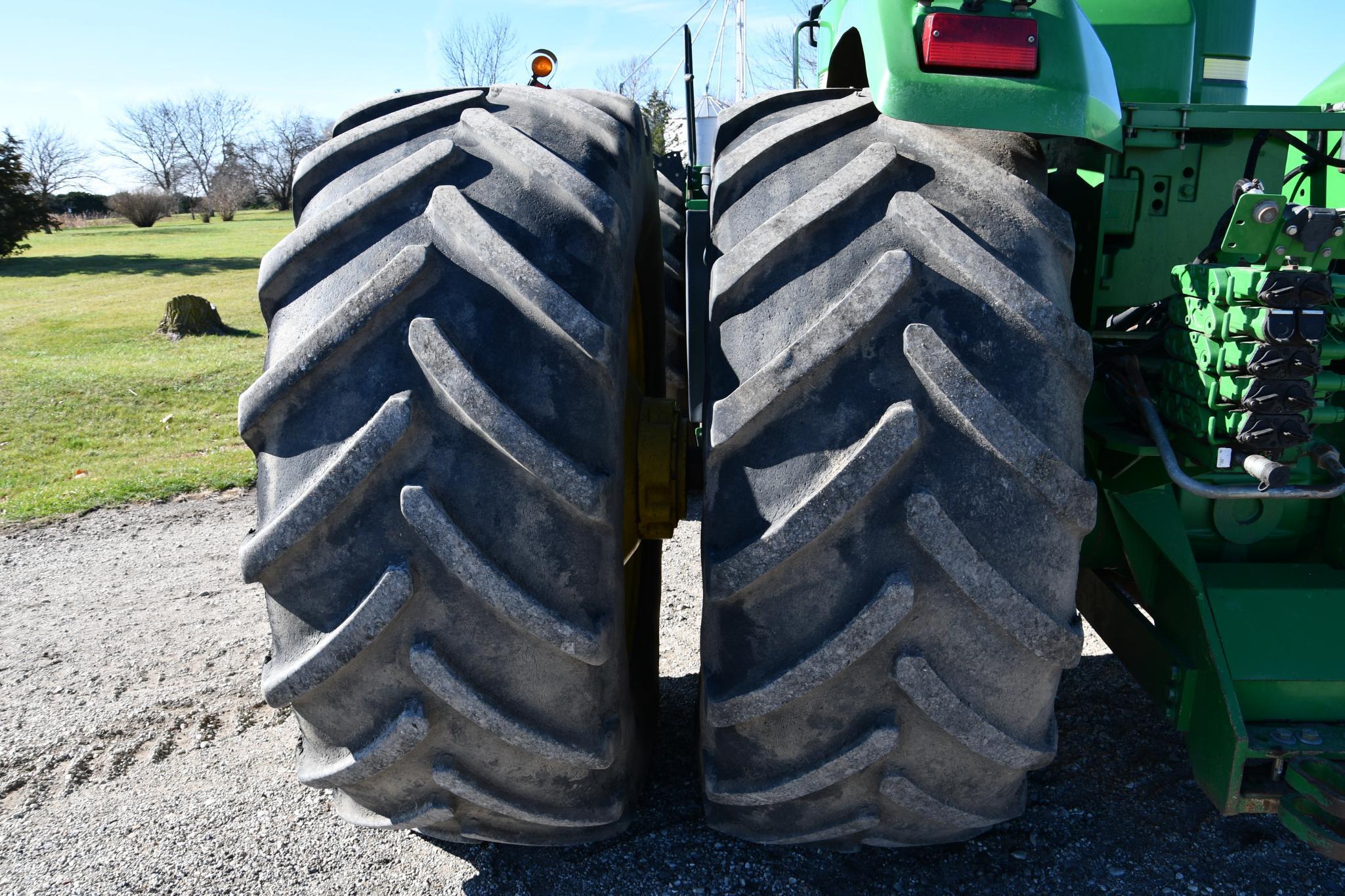 2006 John Deere 9520 4wd tractor