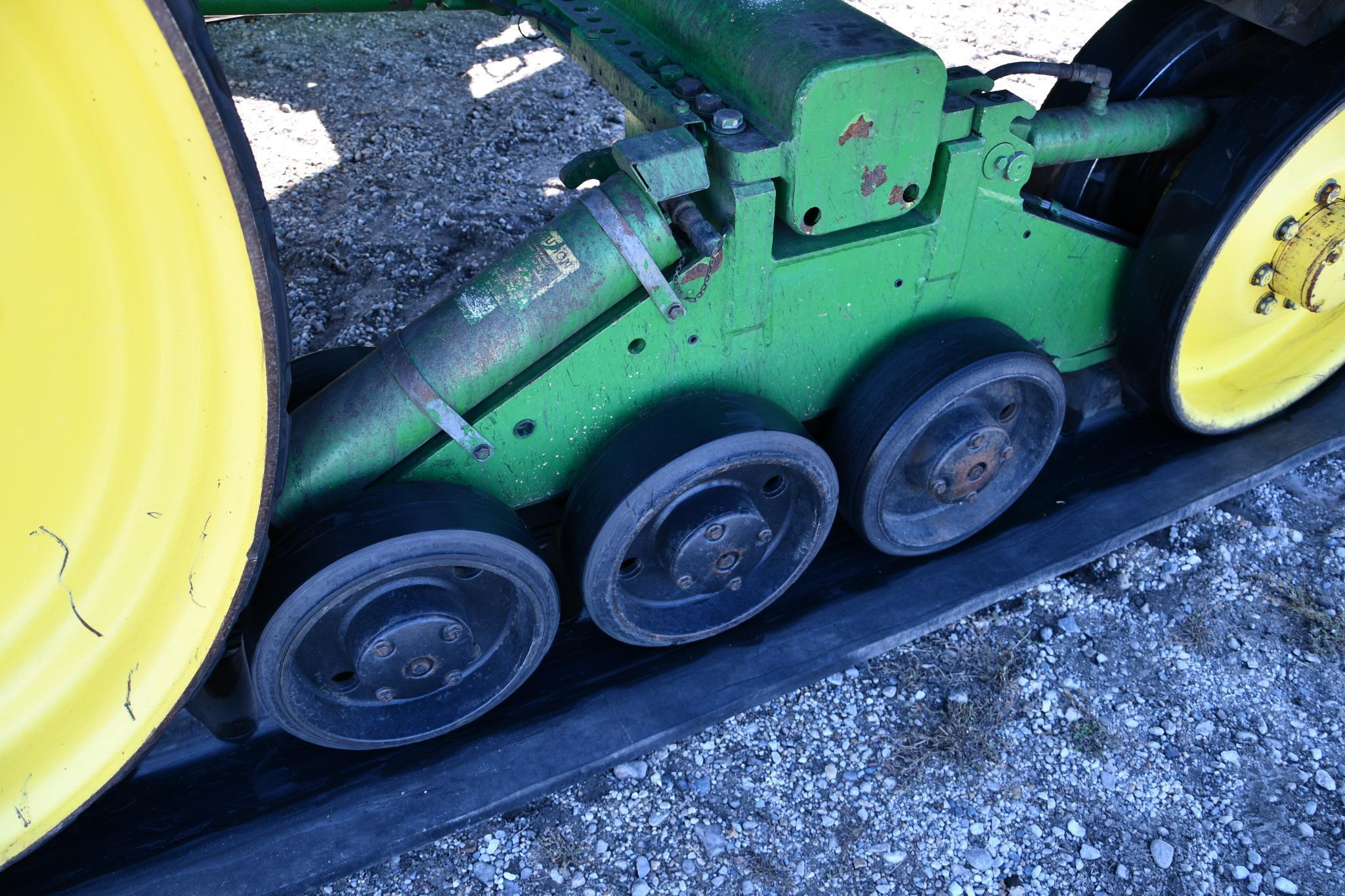 1999 John Deere 8400T track tractor