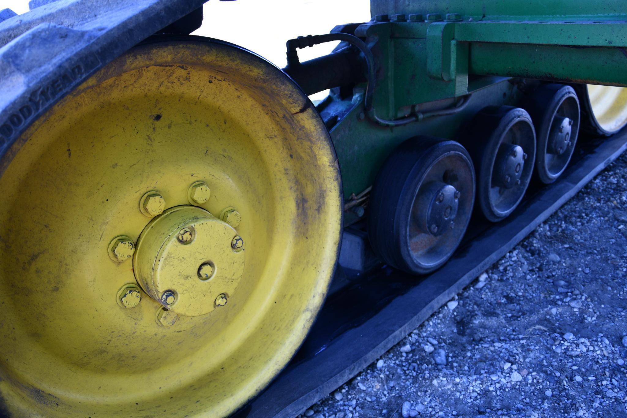 1999 John Deere 8400T track tractor