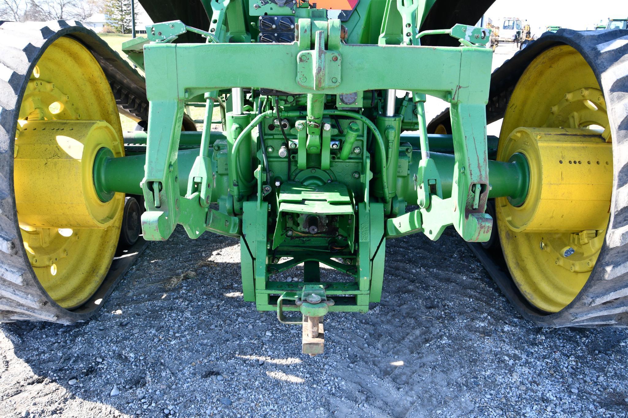 1999 John Deere 8400T track tractor