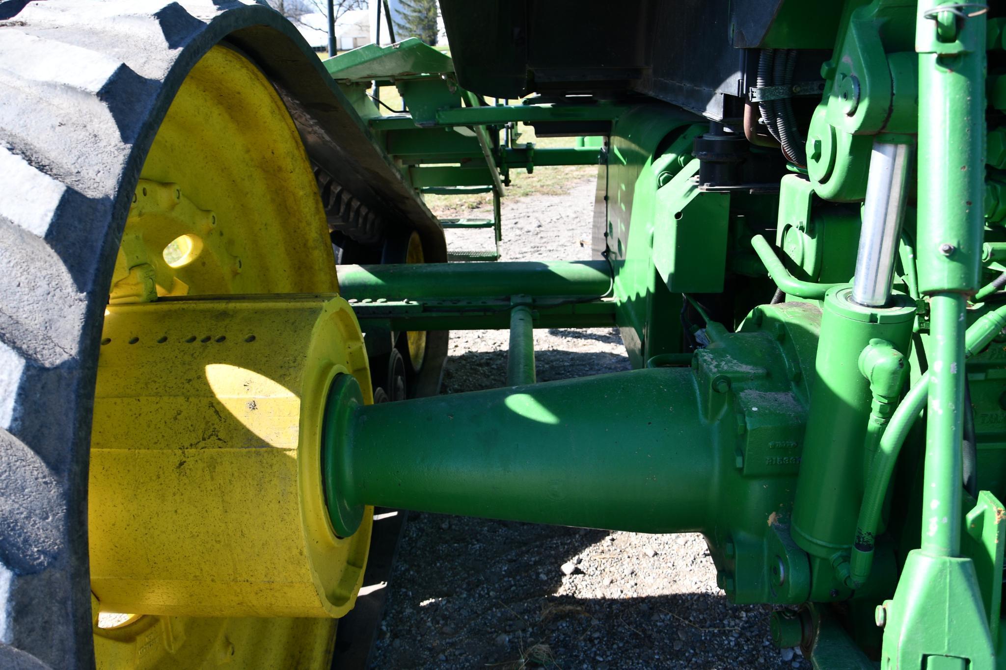 1999 John Deere 8400T track tractor