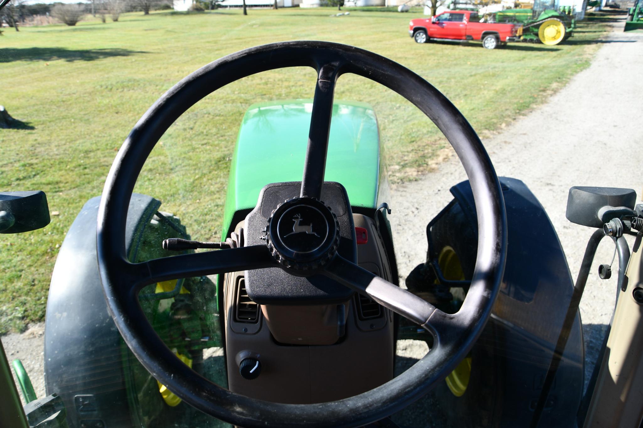 1995 John Deere 8300 MFWD tractor