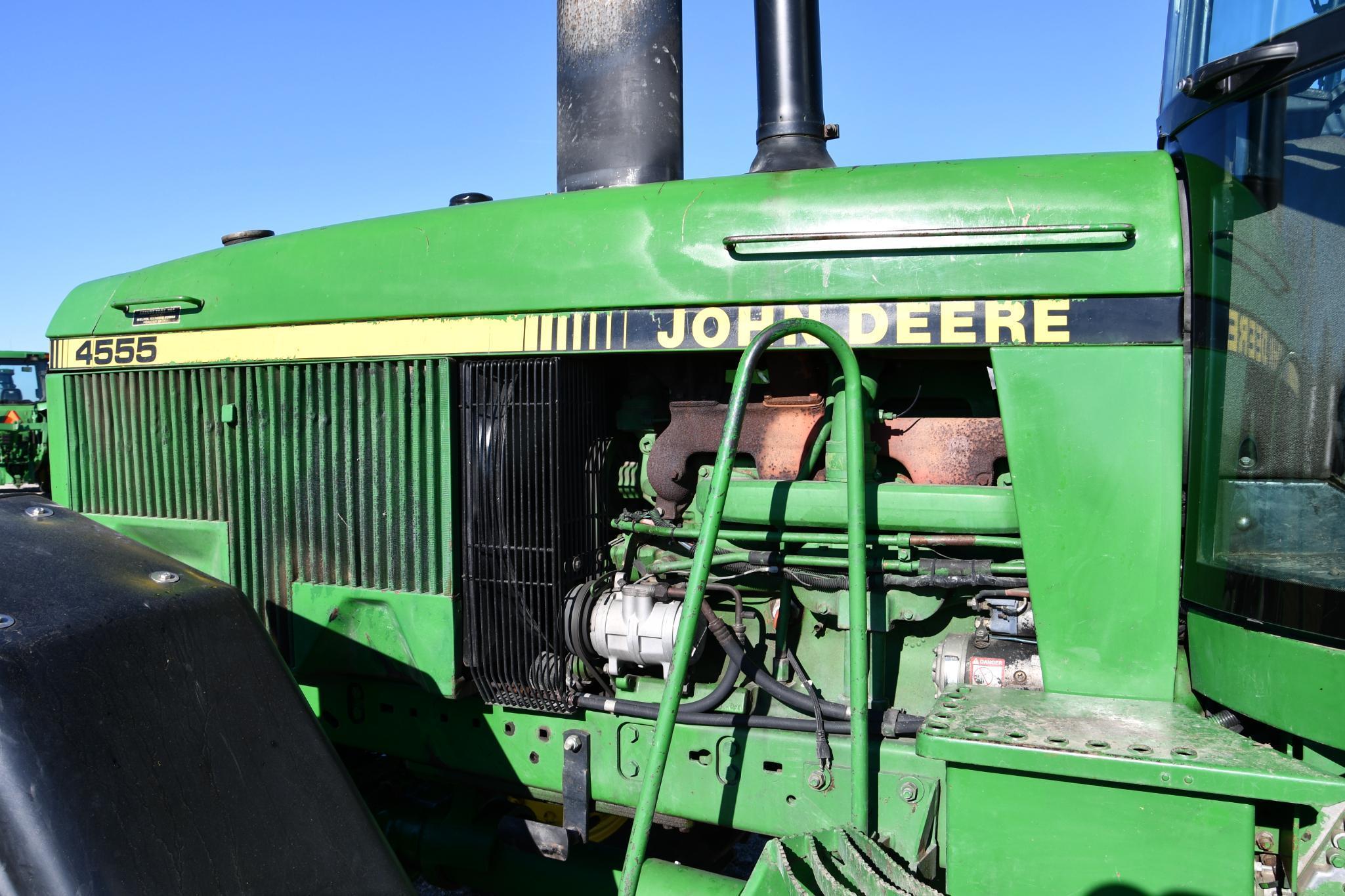 1990 John Deere 4555 MFWD tractor