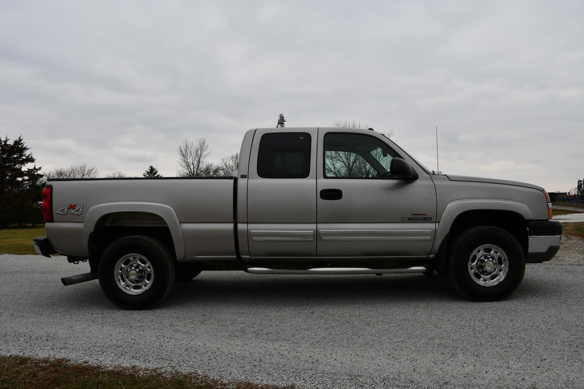 2004 Chevrolet 2500 HD 4wd pickup