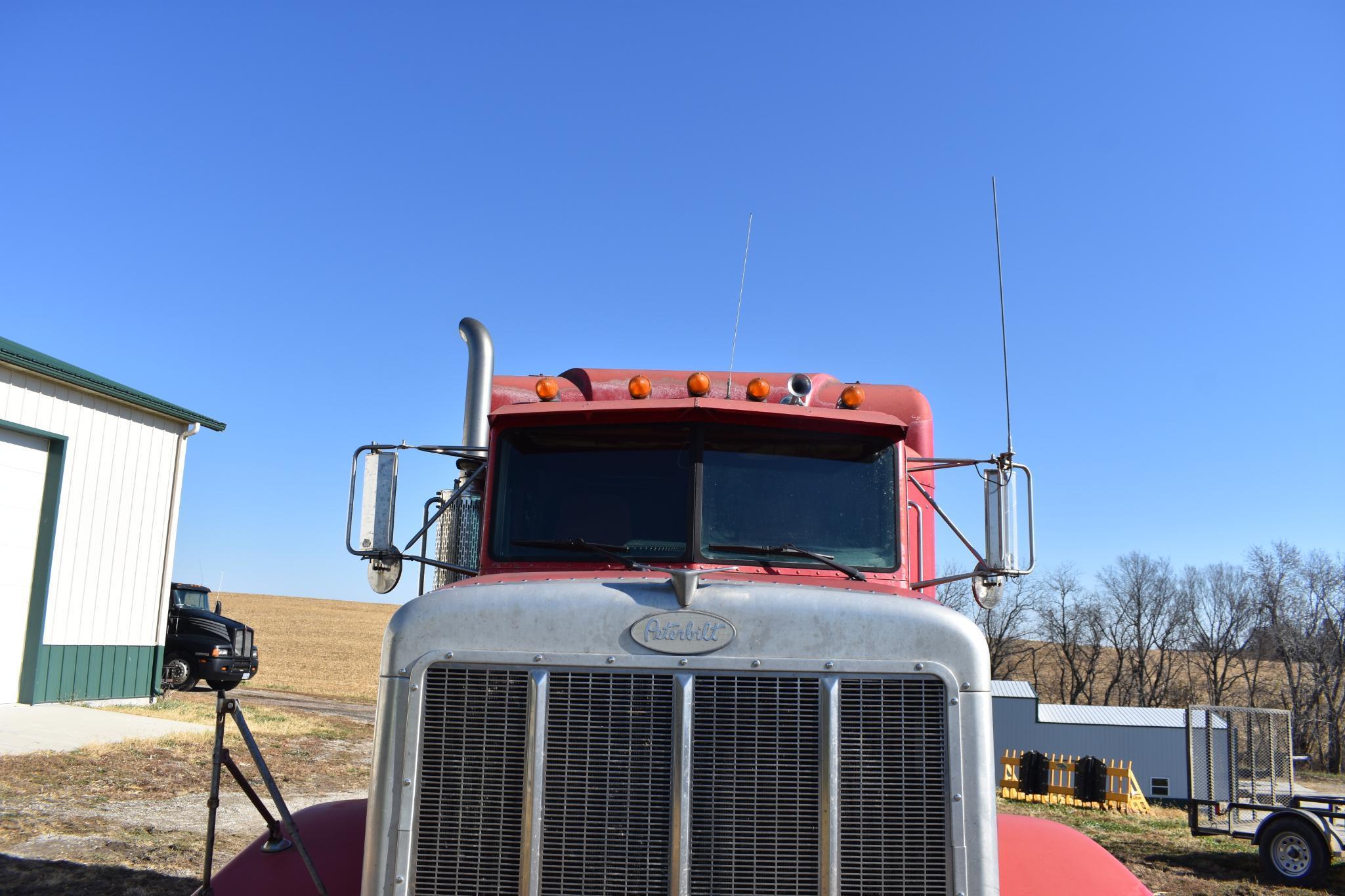 1995 Peterbilt 377 semi