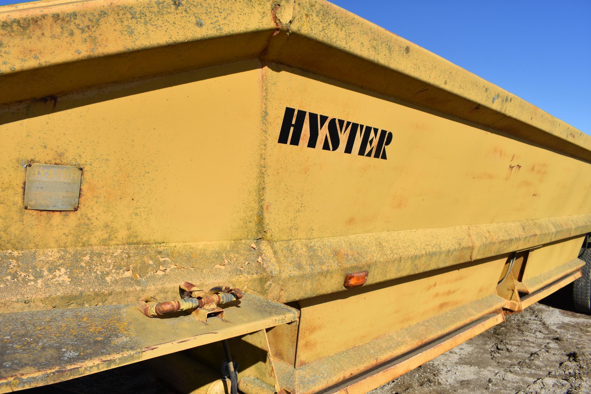 Hyster 2-compartment belly dump trailer