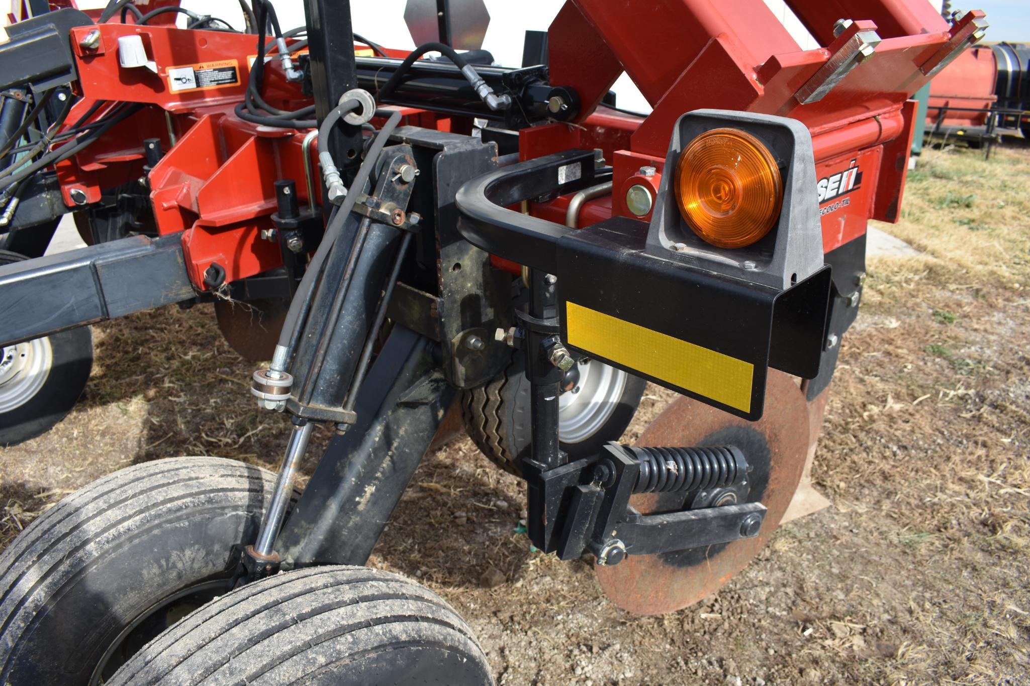 2017 Case-IH 2500 7-shank 3-pt. ripper