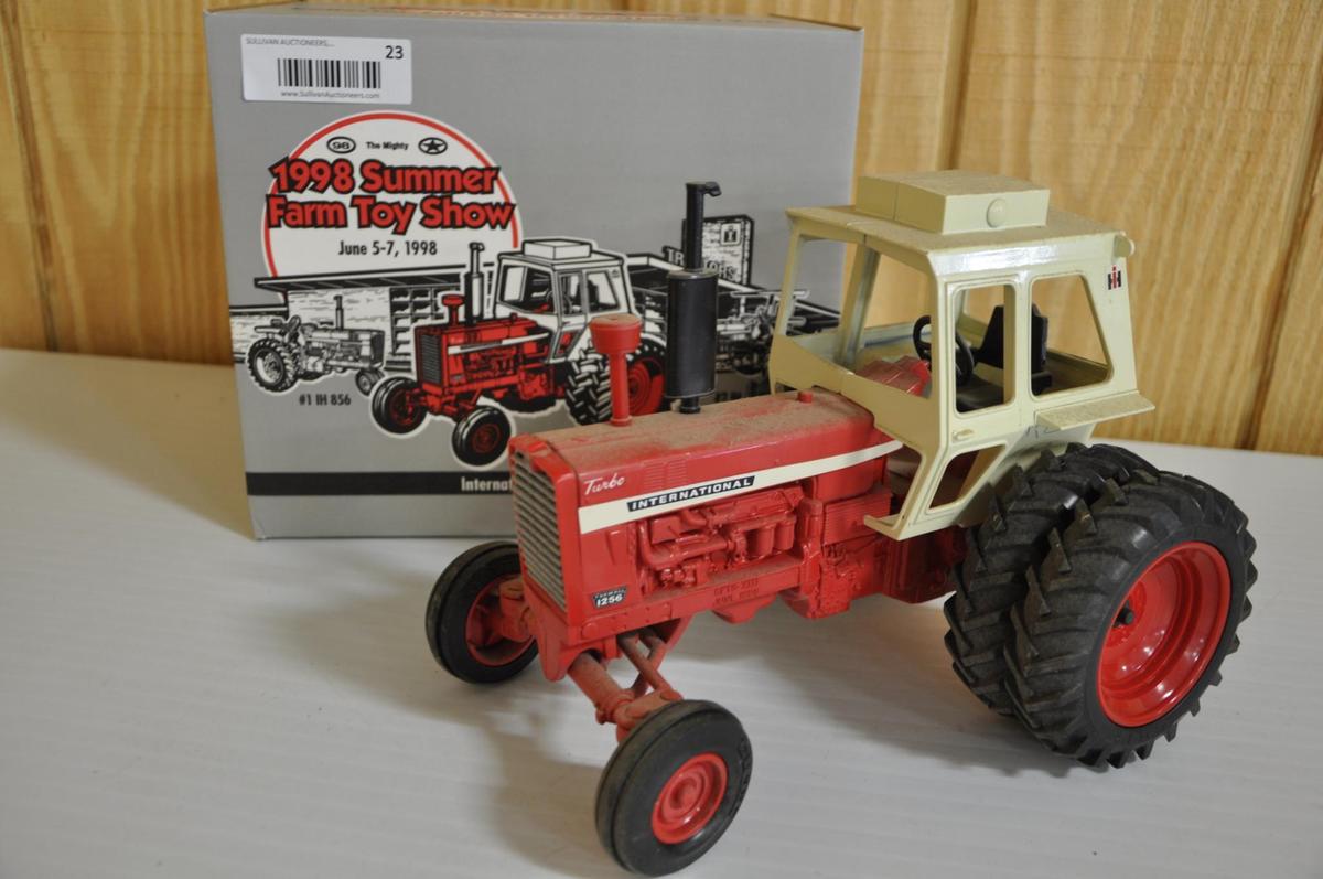 1998 summer farm toy show international 1256 1/16 scale