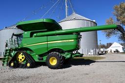 2019 John Deere S790 4wd combine