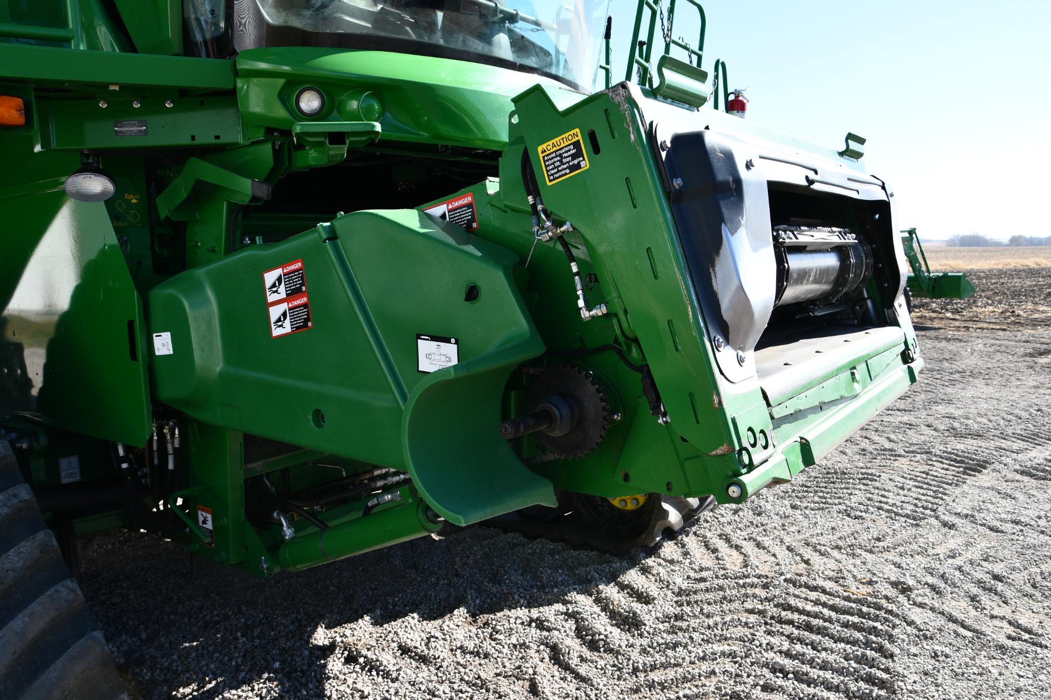 2019 John Deere S790 4wd combine