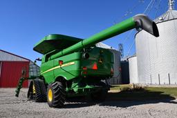 2019 John Deere S790 4wd combine