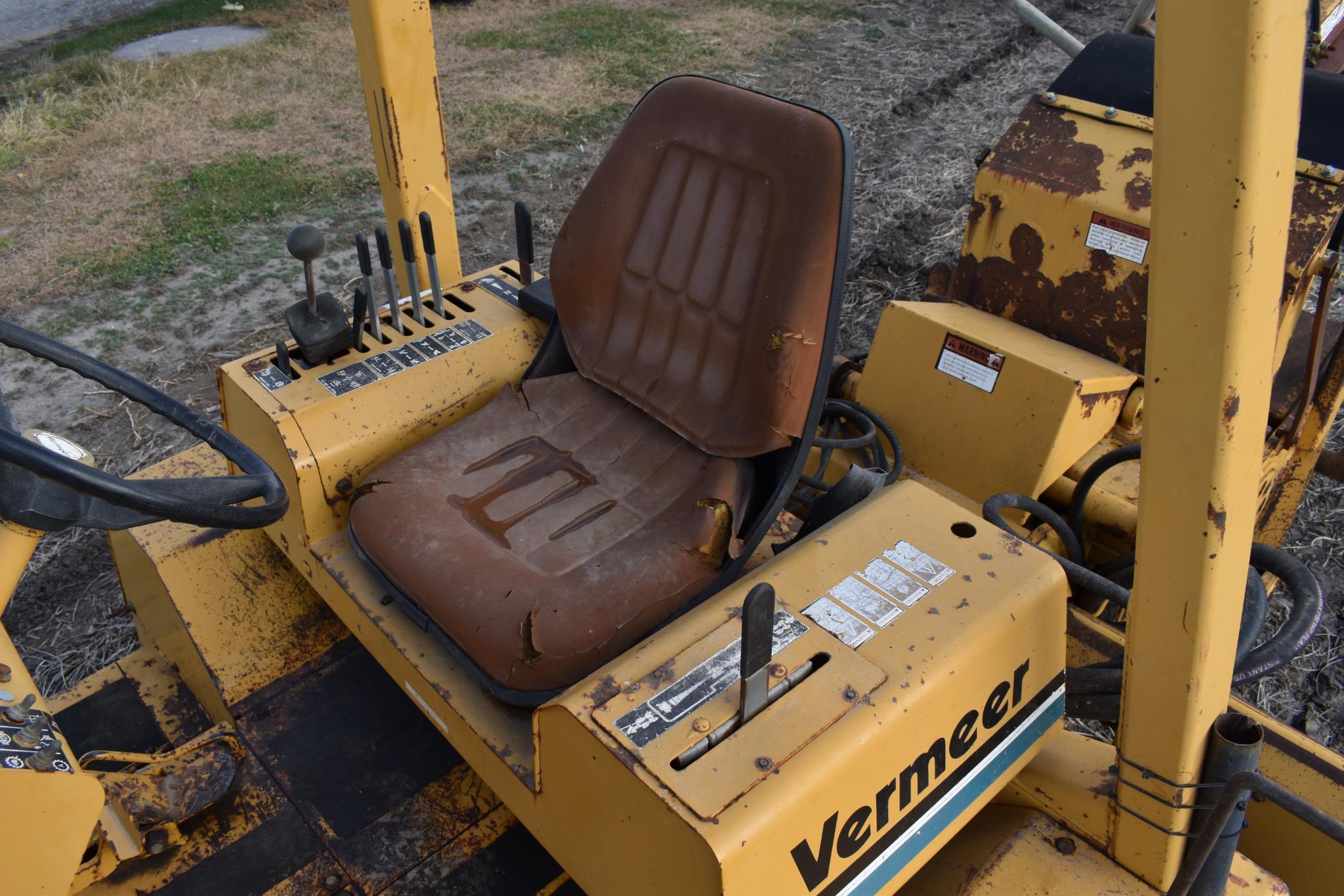 Vermeer V-8550 4X4 trencher