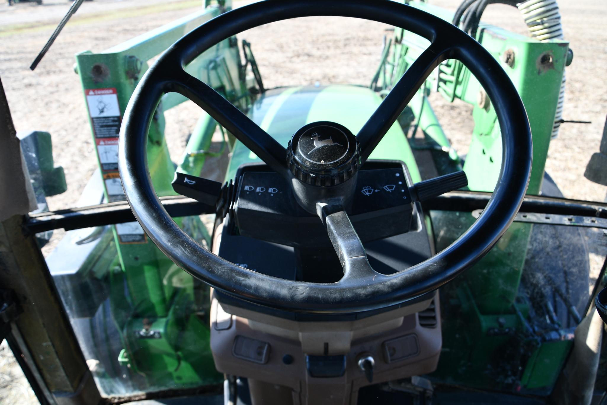 1996 John Deere 7400 MFWD tractor