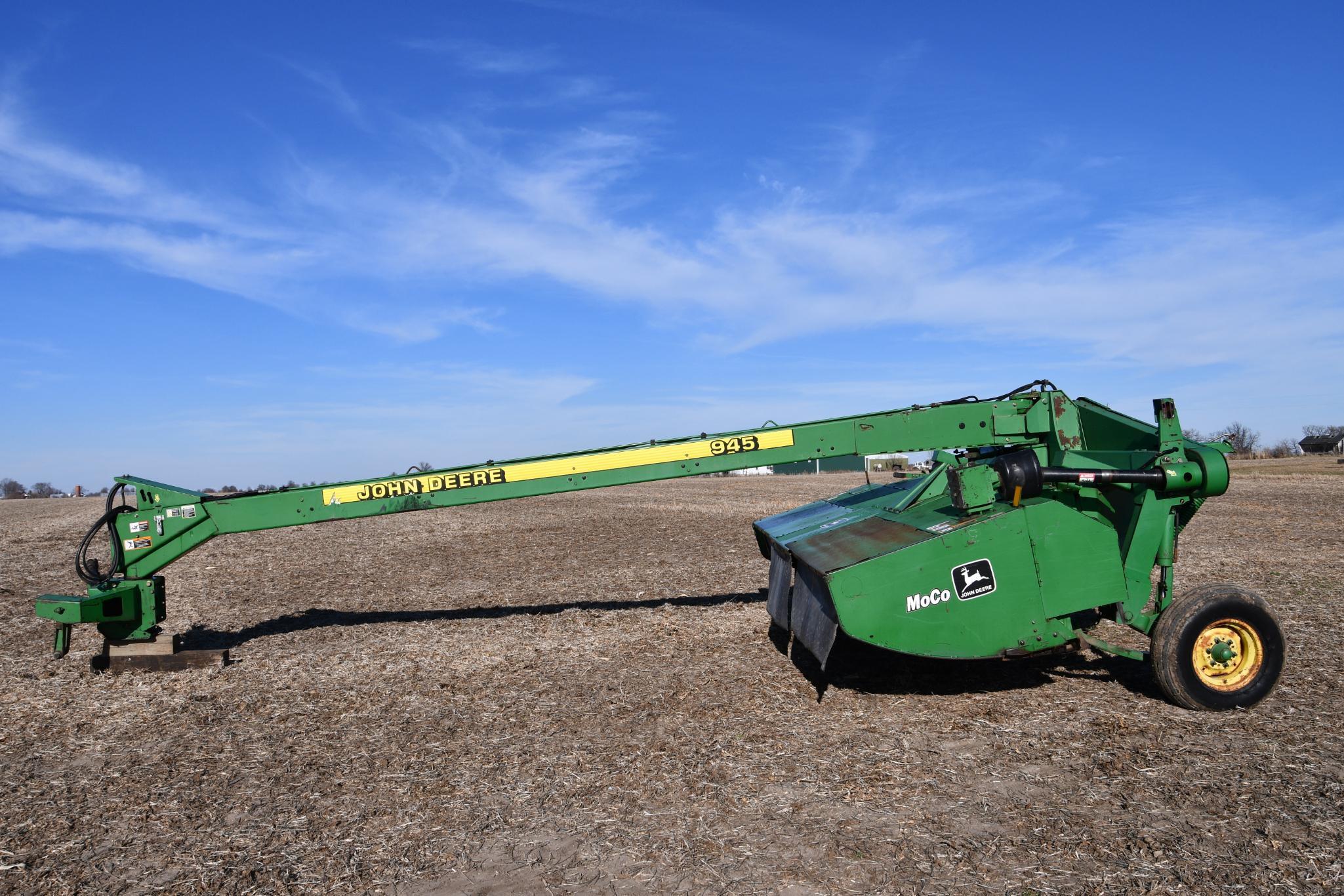 1998 John Deere 945 mower conditioner