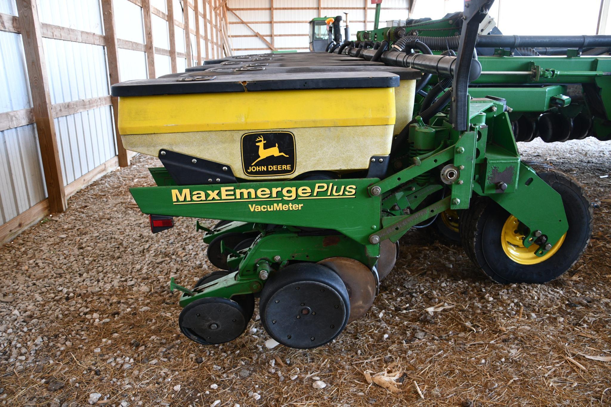 1997 John Deere 1780 16/31 planter