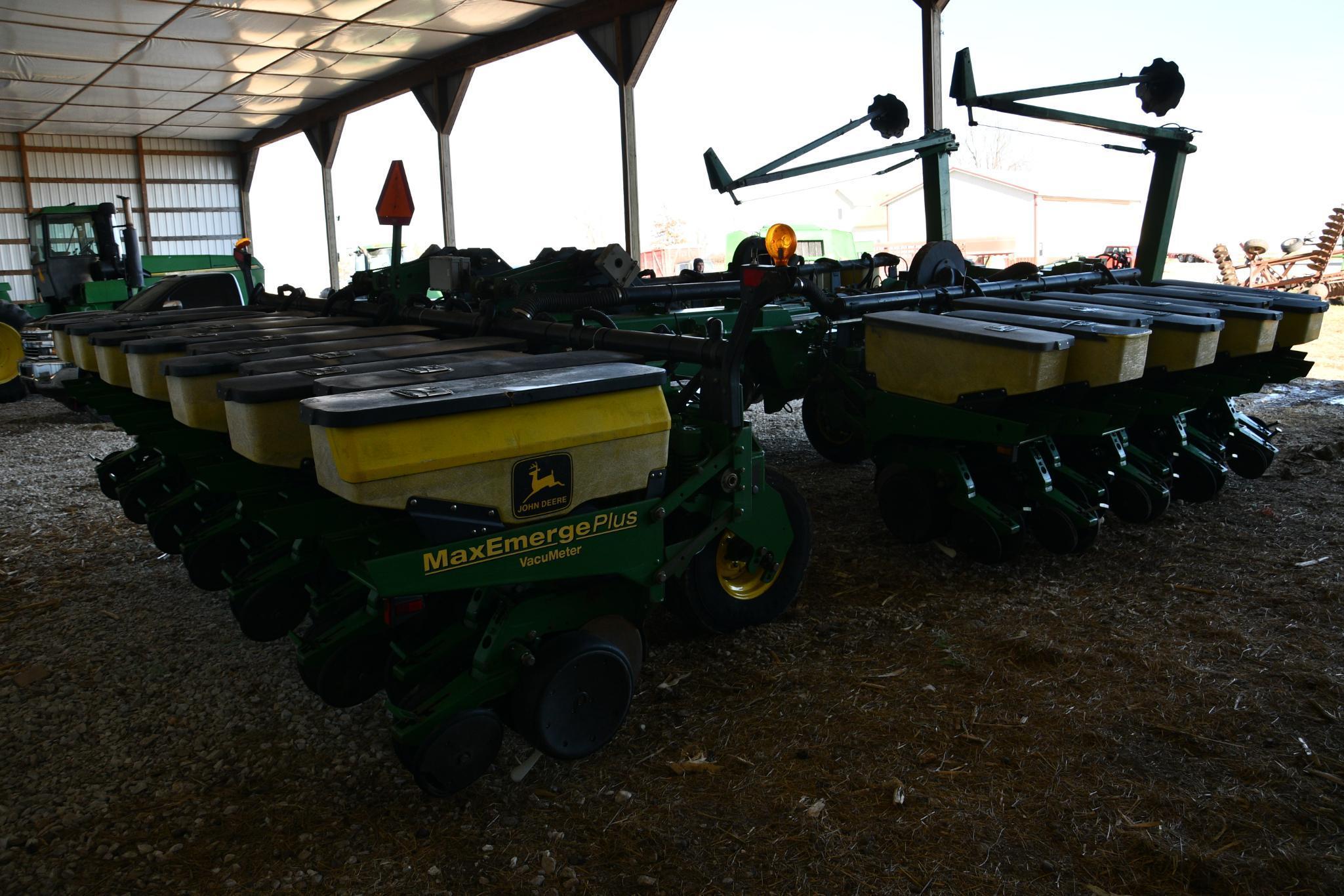 1997 John Deere 1780 16/31 planter