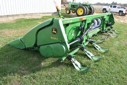 2009 John Deere 608C 8 row 30" corn head