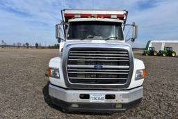 1995 Ford L-9000 tandem axle dump truck