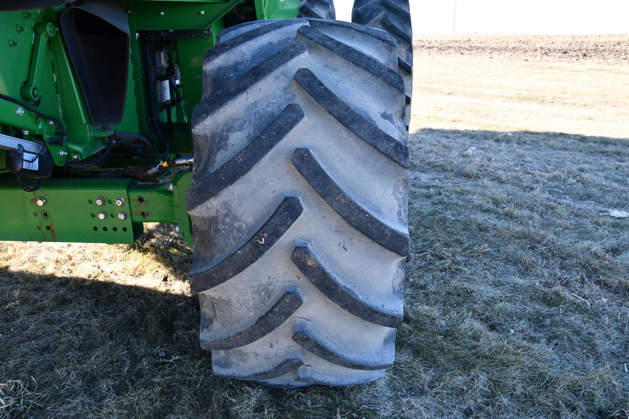 2018 John Deere S780 4wd combine